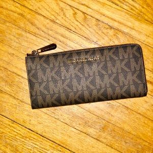 MK wallet